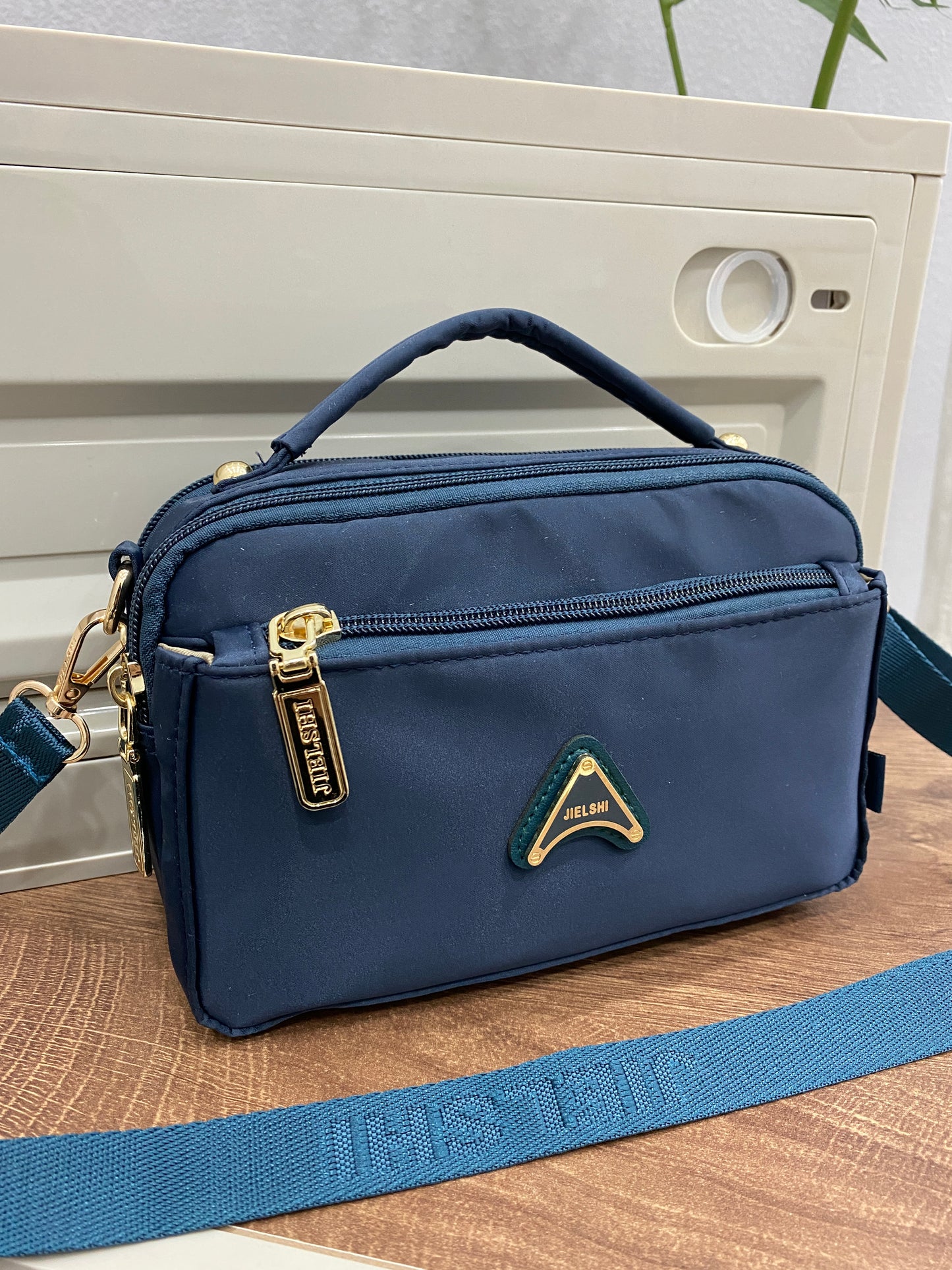 Bolso Riñonera de Dama Ref F038