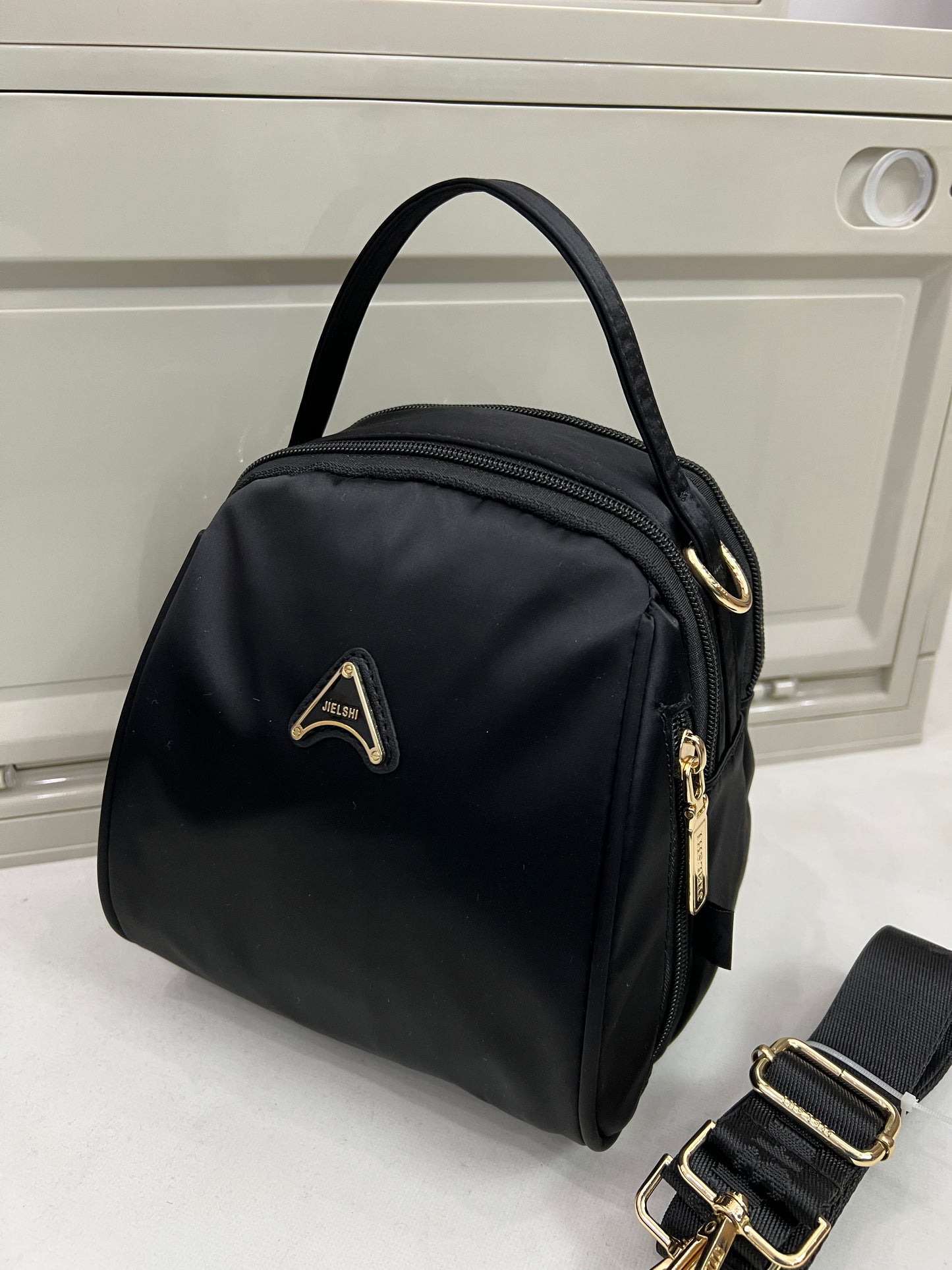 Bolso Riñonera de Dama Ref 2068-1